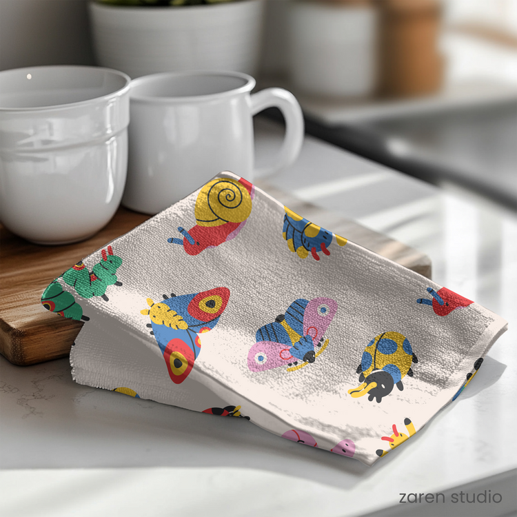 Fun Towel – Bugsy Parade | Bubble Pop Collection