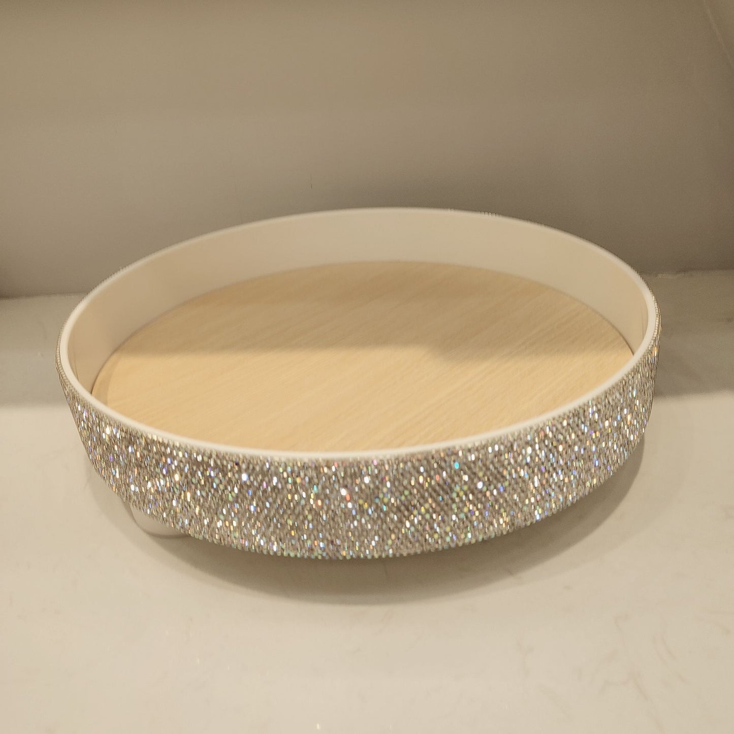 Diamond Plastic Round Storage Tray in Wood Finish