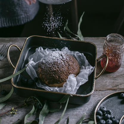 Stylish Disc Bread Tray for Fruits and Snacks