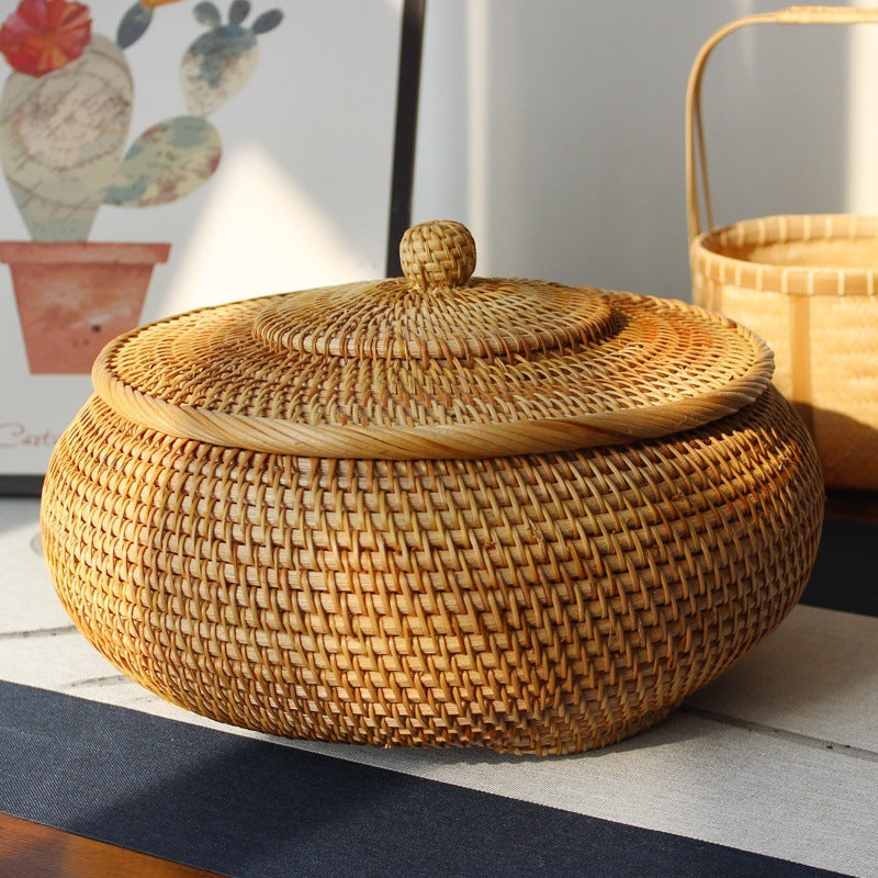 Sanding Wicker Storage Box with Lid