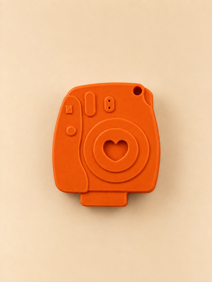 CLICK camera-shaped can opener in tangerine