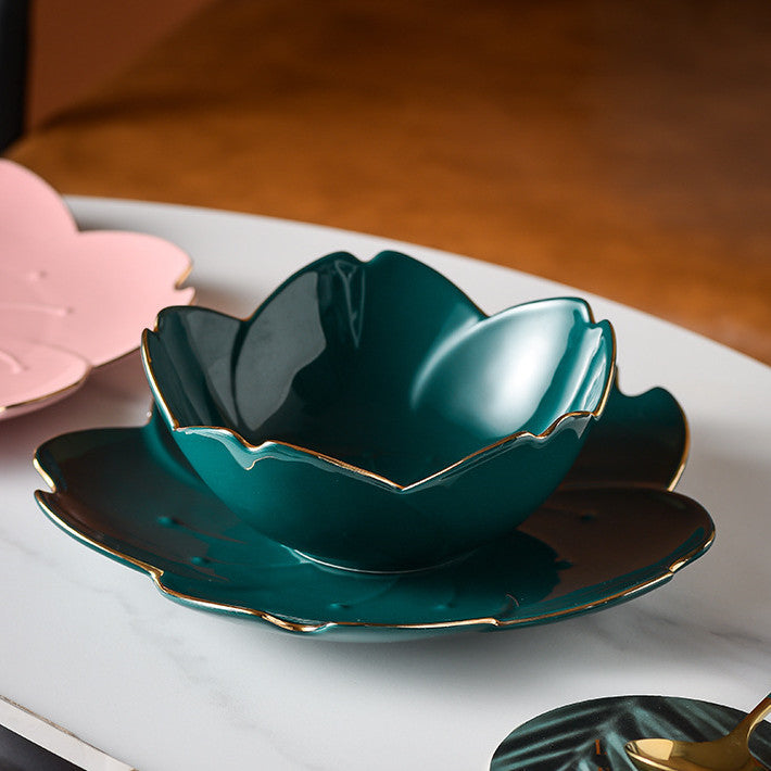 Household Ceramic Good-looking Petal Plate Bowl Set